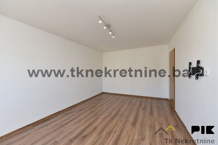 BRČANSKA MALTA - Renoviran jednosoban stan 38 m2, sa balkonom 3