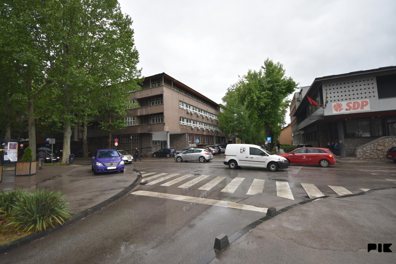 Poslovni prostor u centru Zenice - NAJAM