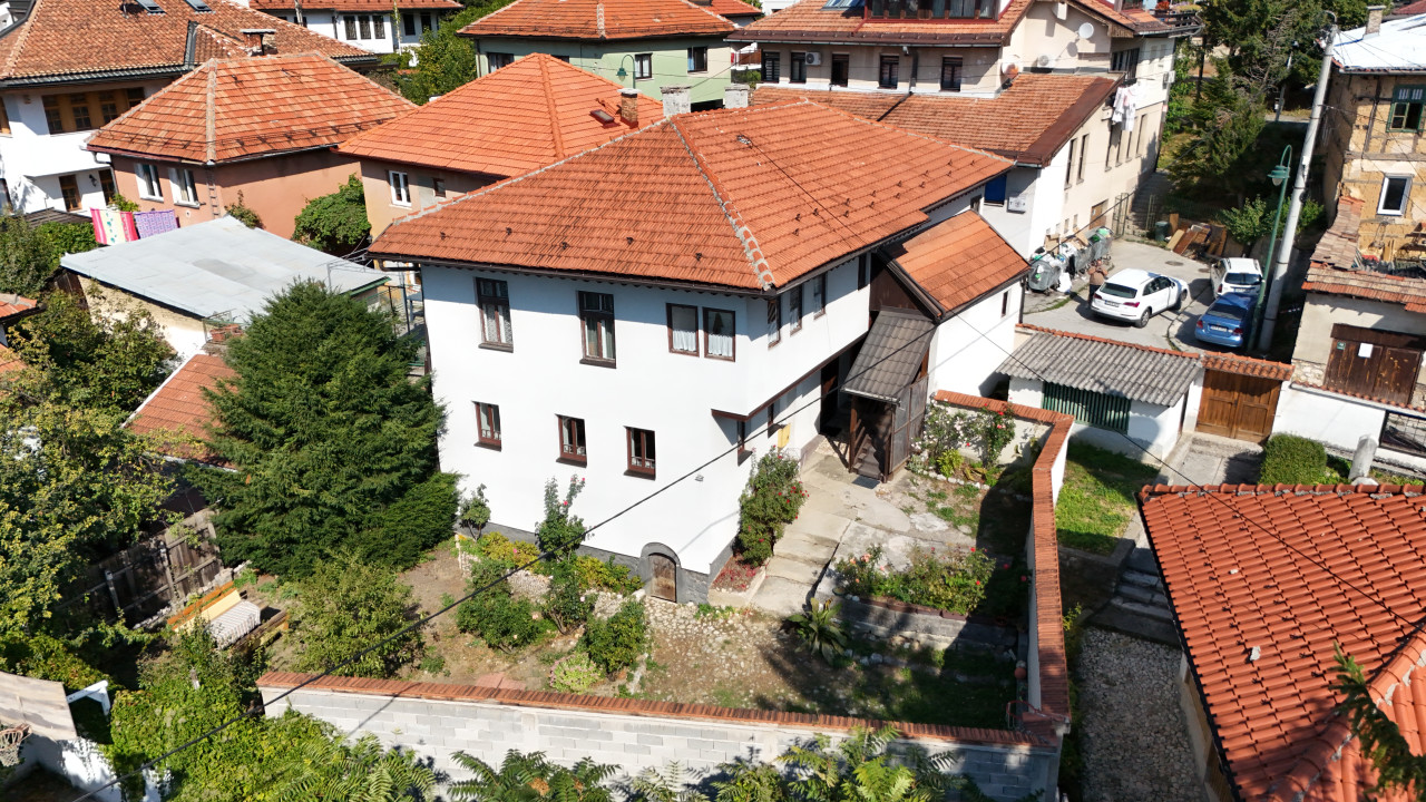 Sigenx prodaje kuću/Kovači