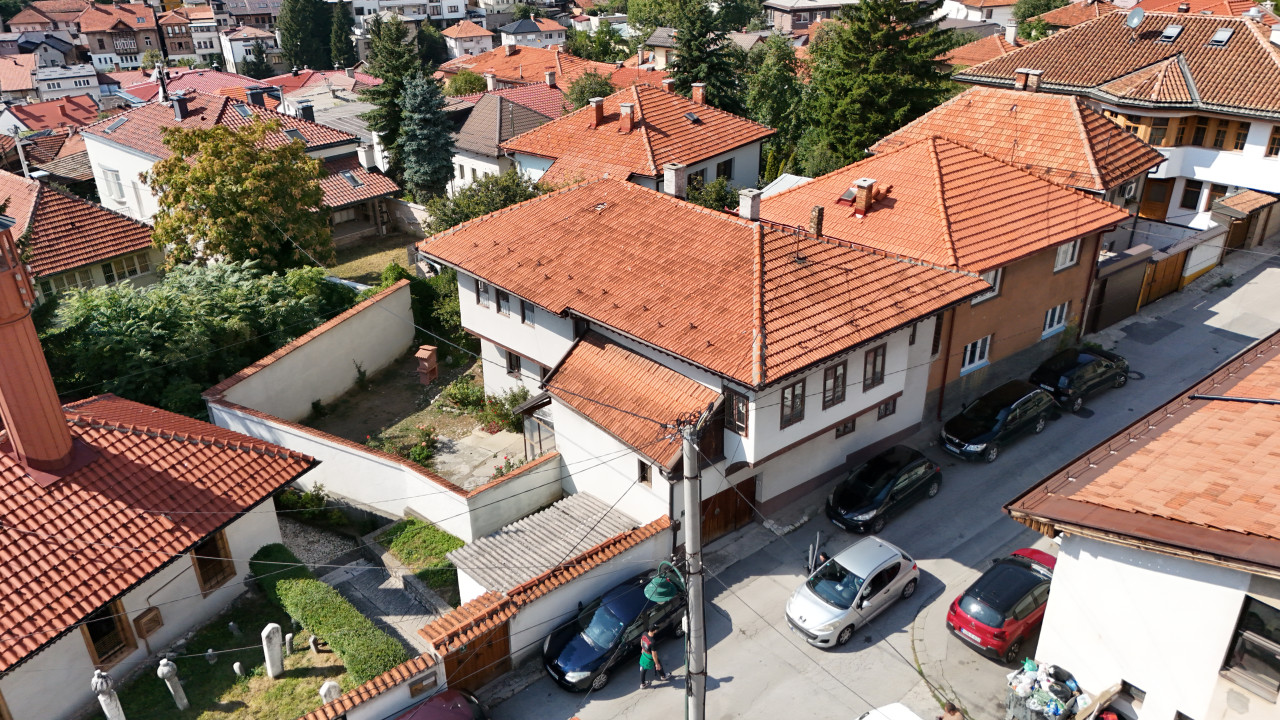 Sigenx prodaje kuću/Kovači 2