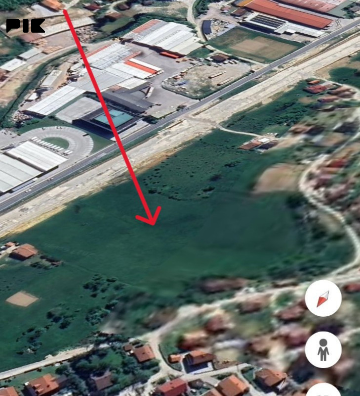 Zemljište 18.253m2 2