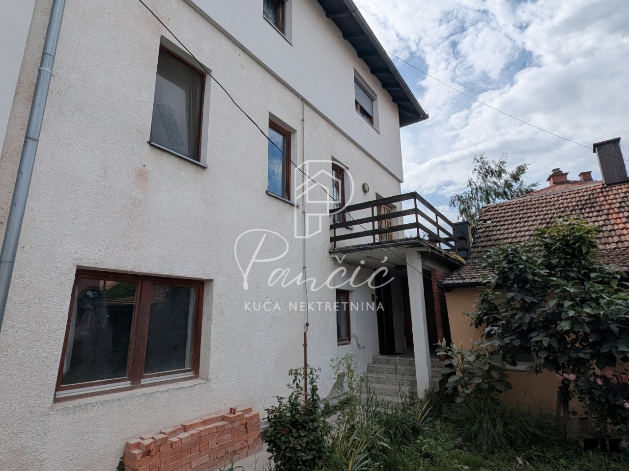 Trosoban stan, 99m2 Brčko ID:0019-P - Kuća nekretnina Pančić 2