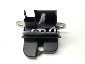 2G6827505 BRAVA HAUBE  Volkswagen POLO 2017-