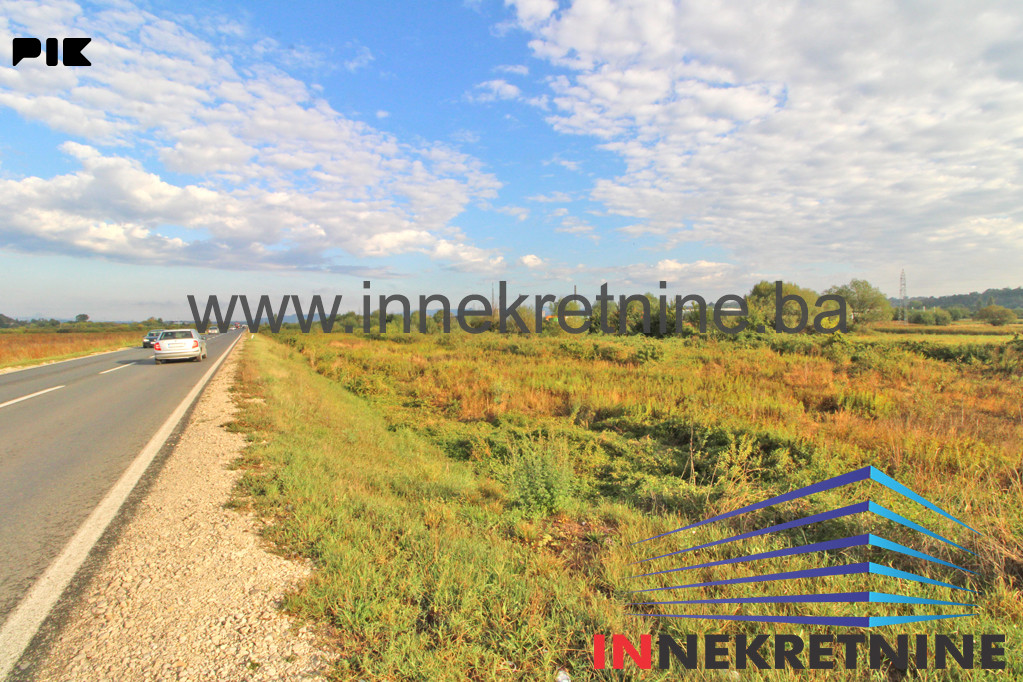 Parcela 11.740 m2 uz magistralni put Tuzla - Lukavac - Doboj 3