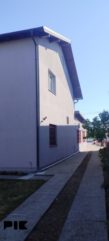Prodaja kuće sa lokalom 3