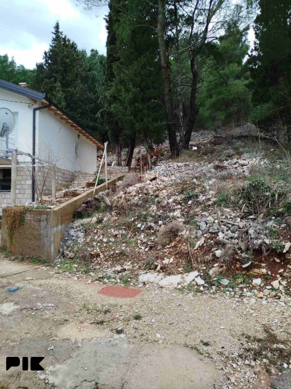 Zemljište Trebinje 1569m2 naselje Pridvorci ZAMJENA 3
