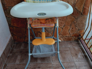 HRANILICA ZA BEBE STOLICA Hranilice  GRACO SNACK top stanje