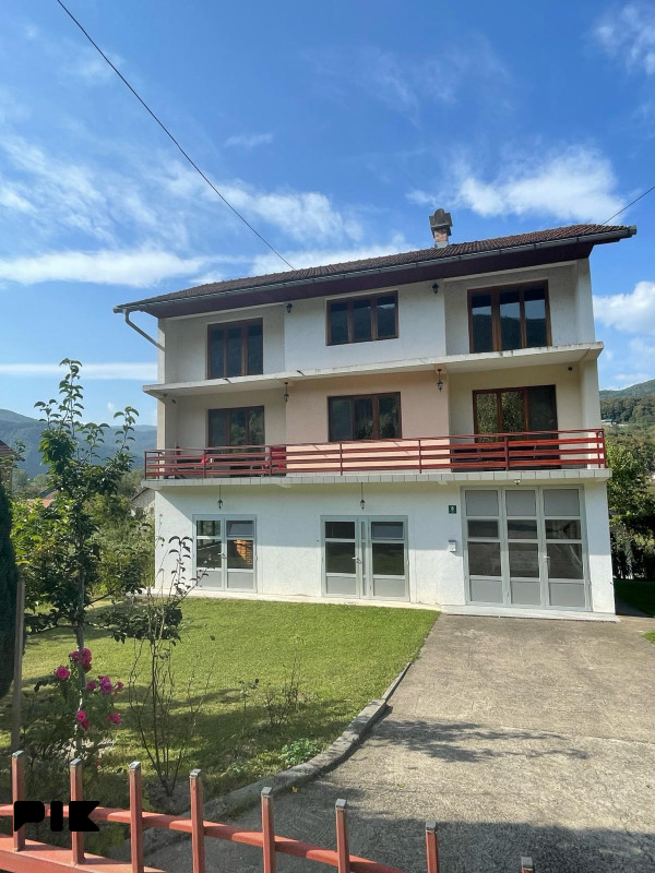 Kuće Goražde 400m2