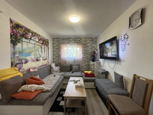 Kuća, 91 m², Gradiška