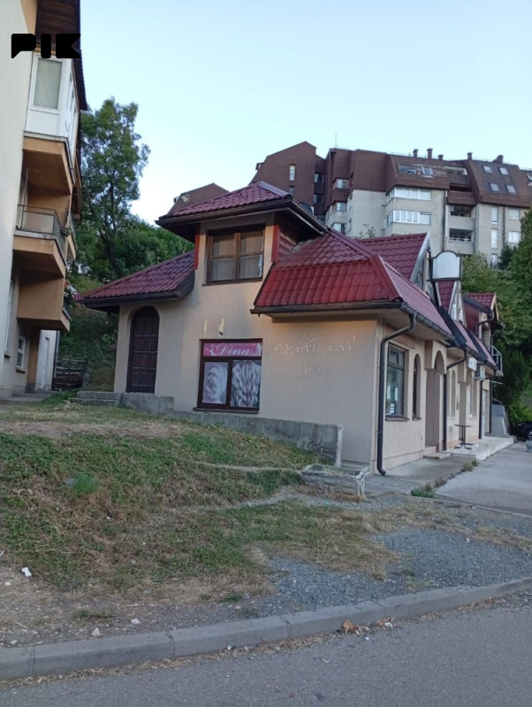 Poslovni prostor 30m2 Banovići 3