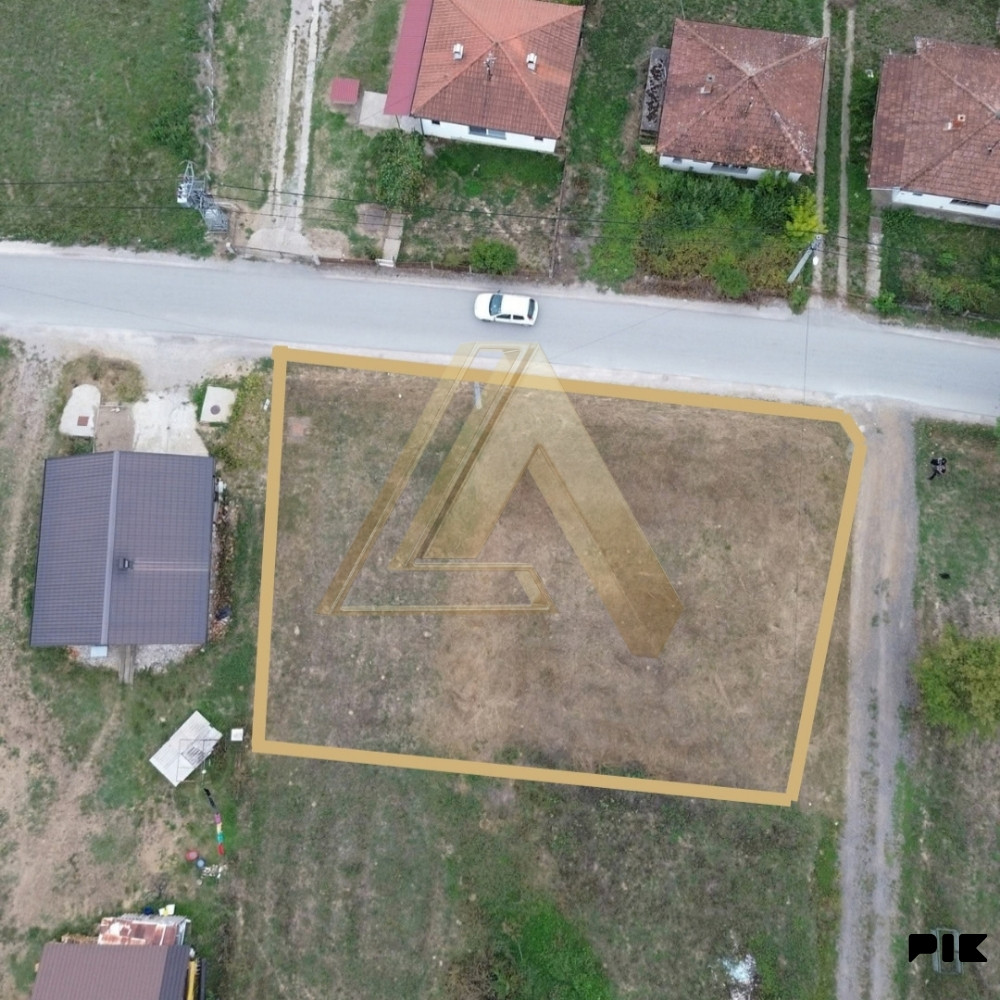 Plac sa glavnim projektom, građevinsko zemljište Kuljani