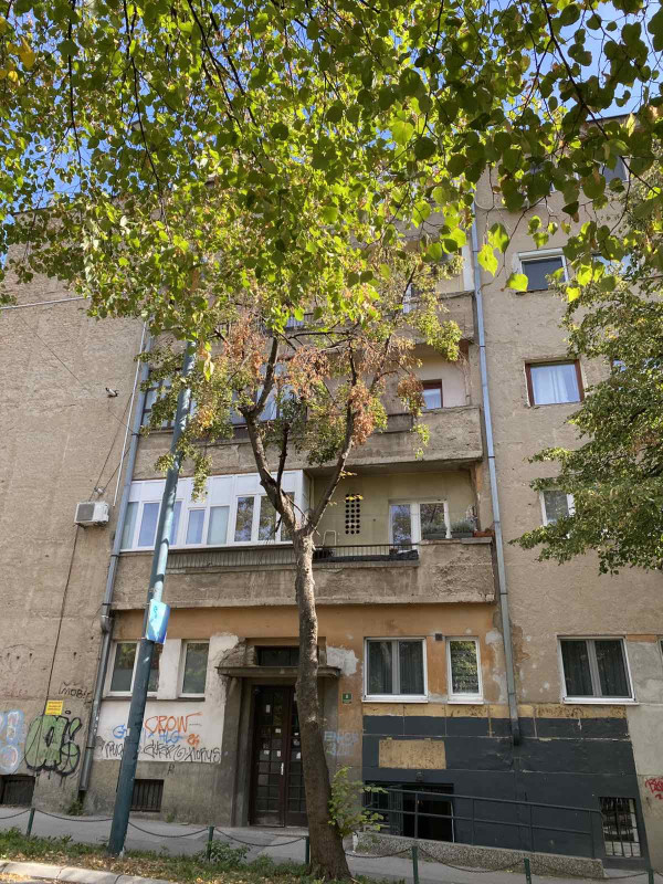 Sigenx izdaje namješten stan/Marijin Dvor/40 m2