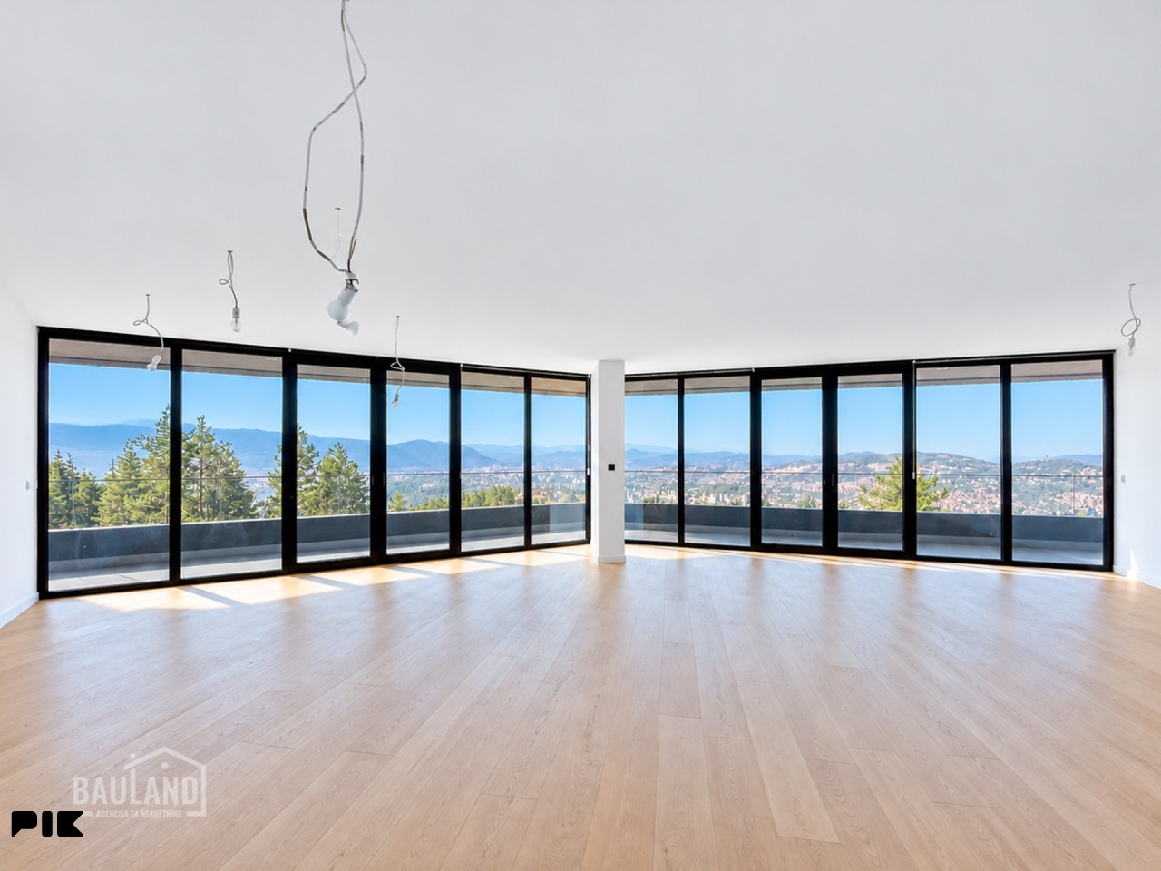 BAULAND/ Premium četverosoban stan 166m2/ Roof Gardens Trebević 3