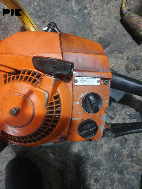 Motoke husvarne sve originalne i profi testere moze i zamjena za 3