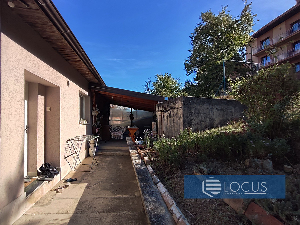 LOCUS: Polovina kuće na atraktivnoj lokaciji, Novi Grad 3