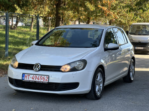 Volkswagen Golf 6 1.6 TDI Bluemotion