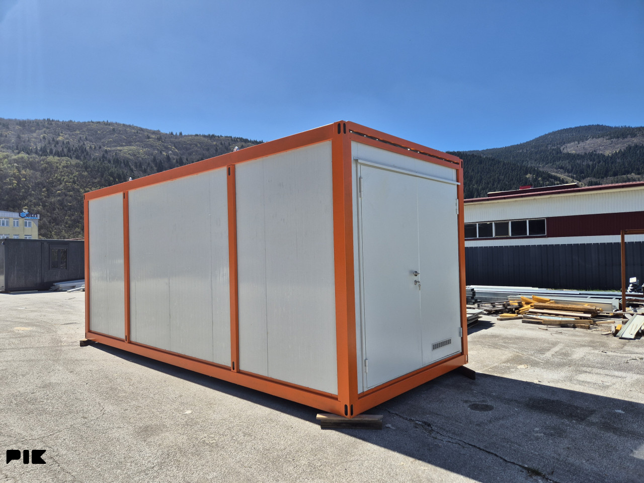 Skladišni kontejner 14.4m2 Magacin/Ostava