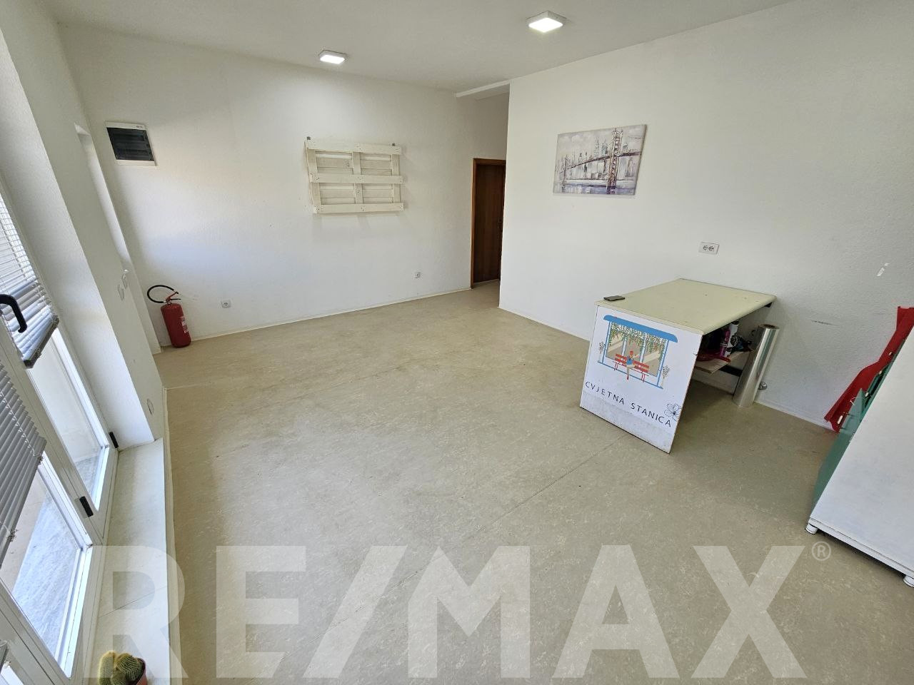 Poslovni prostor kod Centruma | 28 m2 | Parking 3