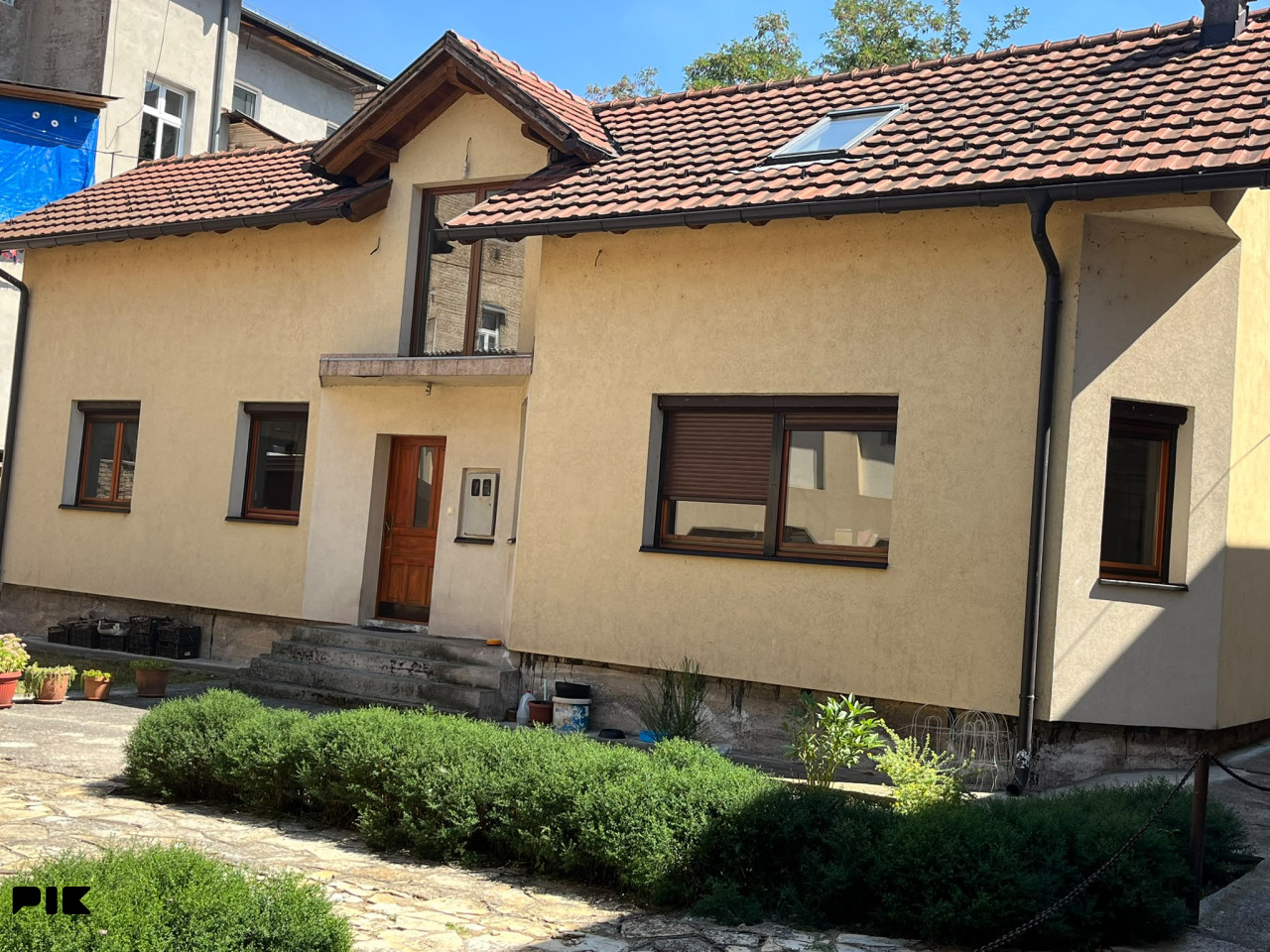 Stanovi i apartmani Sarajevo - Centar 70m2