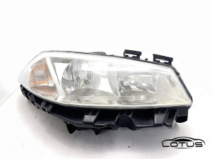 Desni far Renault MEGANE 2 2003-2006 8200476431