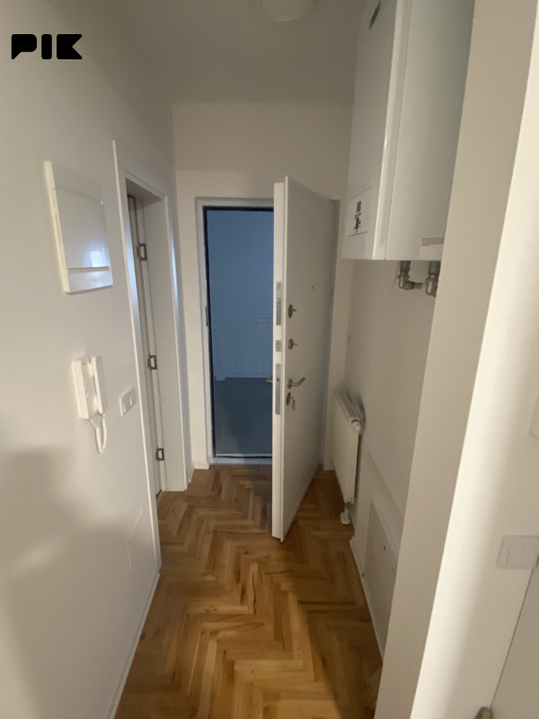 Garsonjera Centar Izdavanje Brčko 28m2 3