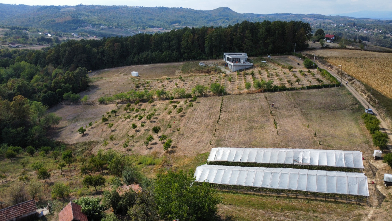 Plac - Slatina - Đukića brdo - 4358 m2