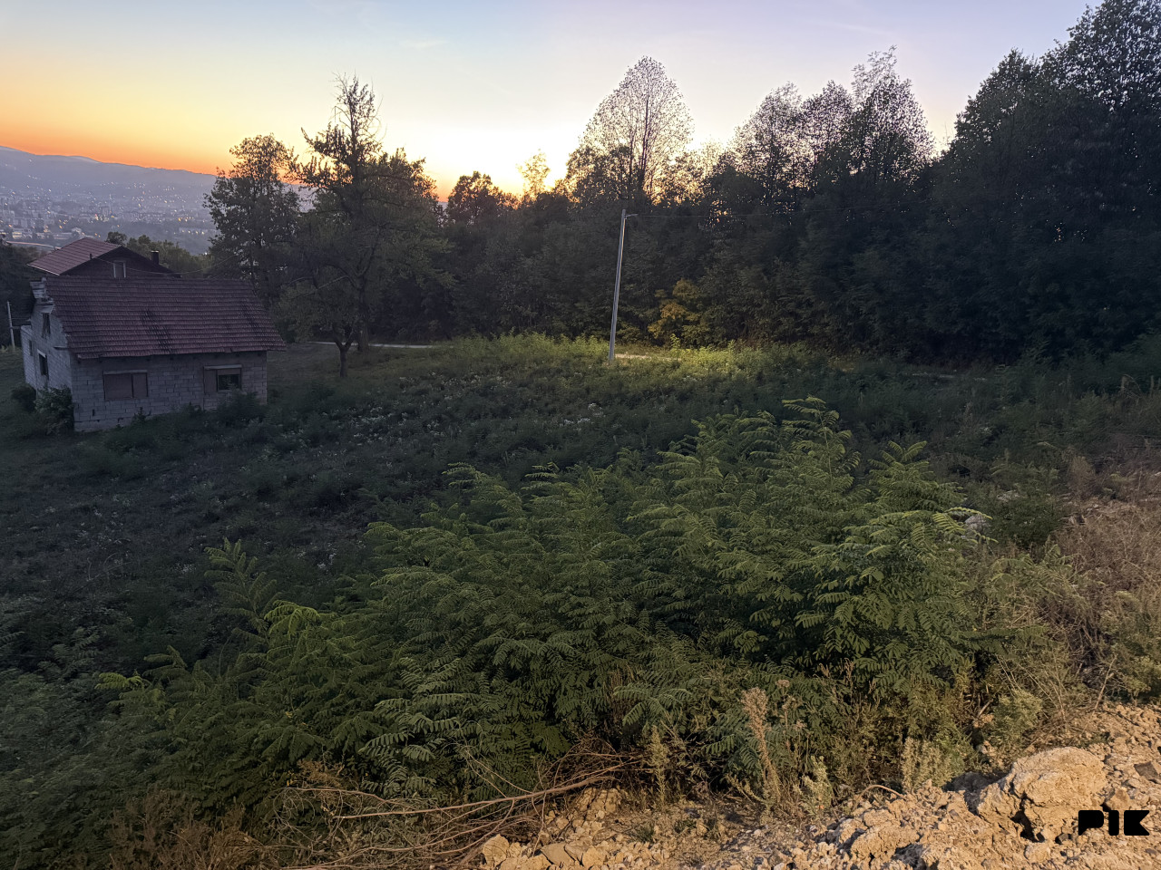Top lokacija Česma pogled na grad 1250m2 građevinsko zemljište 2