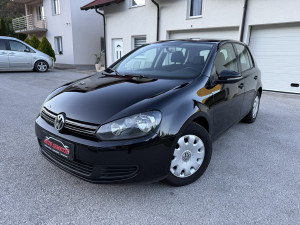 Volkswagen Golf 6 1.6Tdi 77Kw Servisna Knjiga Dva Kljuca