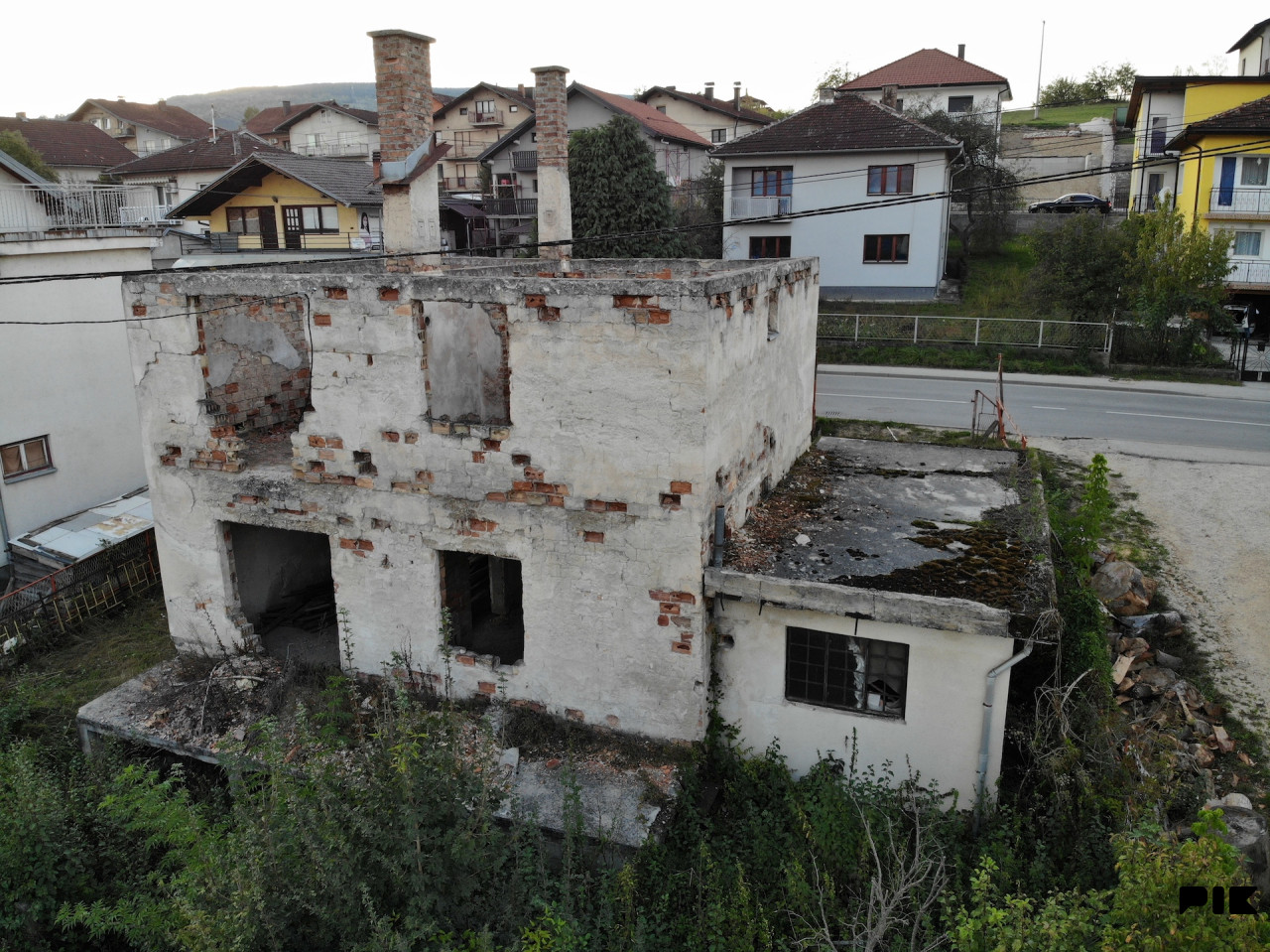 Kuca i Plac 301 m - Sipovo Centar 2
