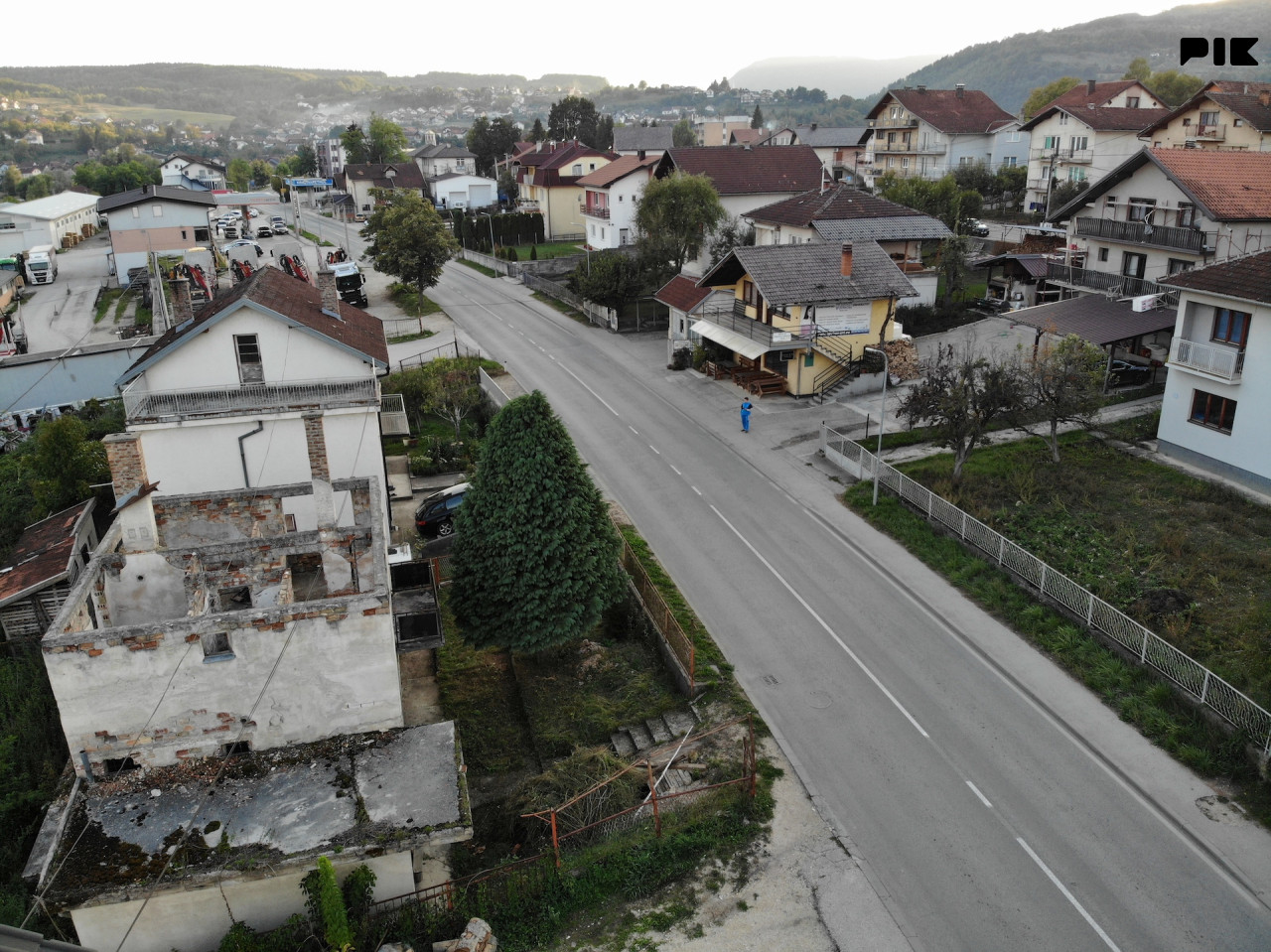Kuca i Plac 301 m - Sipovo Centar 3