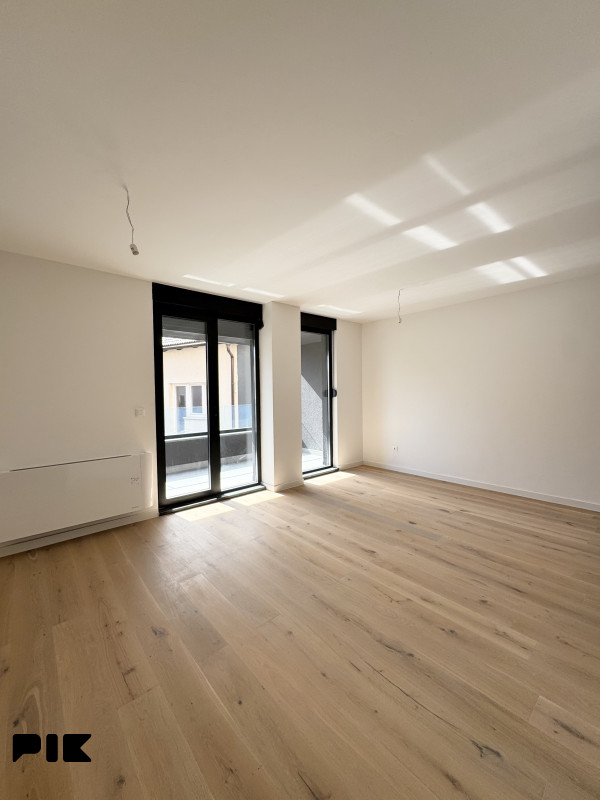 Breka dvosoban stan sa balkonom 70 m2 Lux novogradnja 3