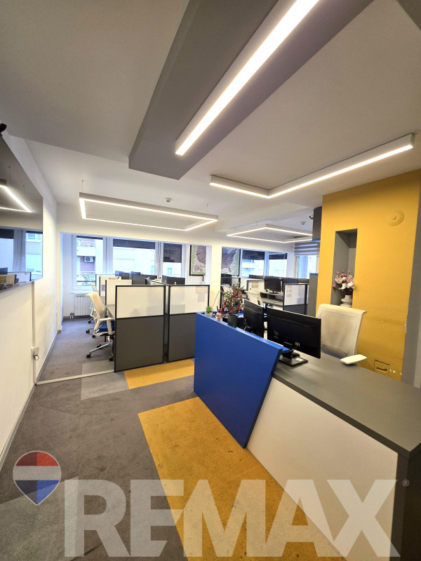 Opremljen kancelarijski prostor 130m2 / Jevrejska, Banja Luka