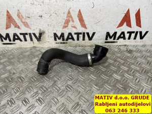 Crijevo VODE Audi A5 3,0 TDI 8K0122101B 2014