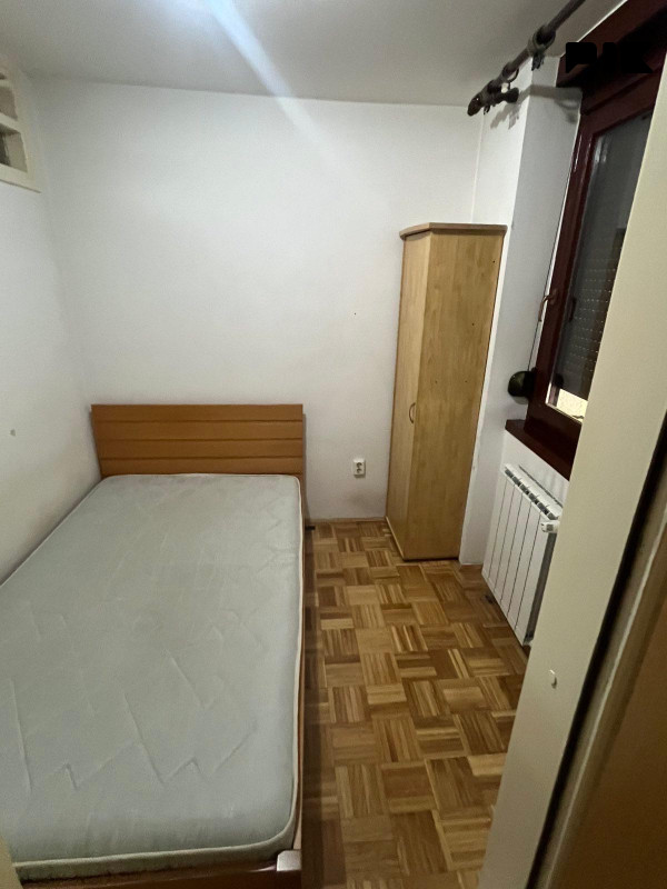 Izdajem stan u Sarajevu - Višnjik 3