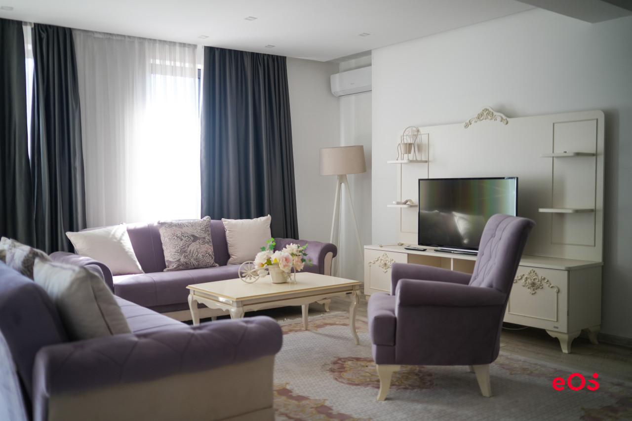 Hotel sa 28 smještajnih jedinica u Starom Gradu |500 m od Sebilja 3