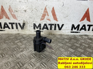 POMOĆNA pumpa vode Audi A5 3,0 TDI 2014 06H121601N