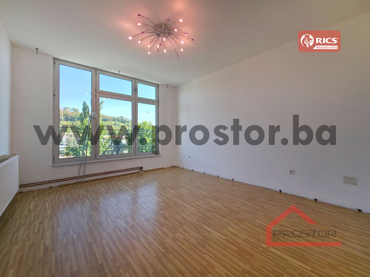 PROSTOR izdaje: Trosoban stan/poslovni prostor, Hadžići 2