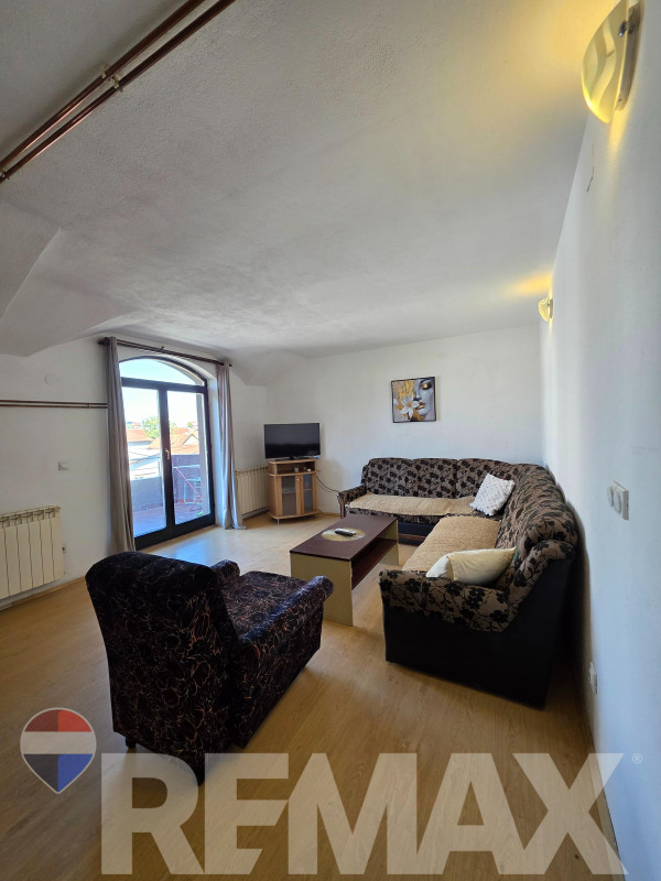Četvorosoban sprat kuće | 120m2 | Rosulje