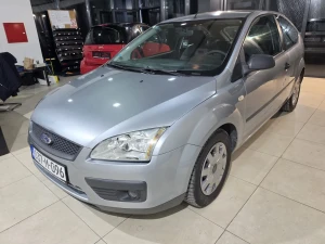 FORD FOCUS 1.6i, 2005 GODINA, REGISTROVAN