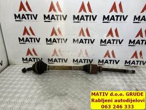 Poluosovina DESNA Citroen C4 Grand Picasso 1,6 HDi 201