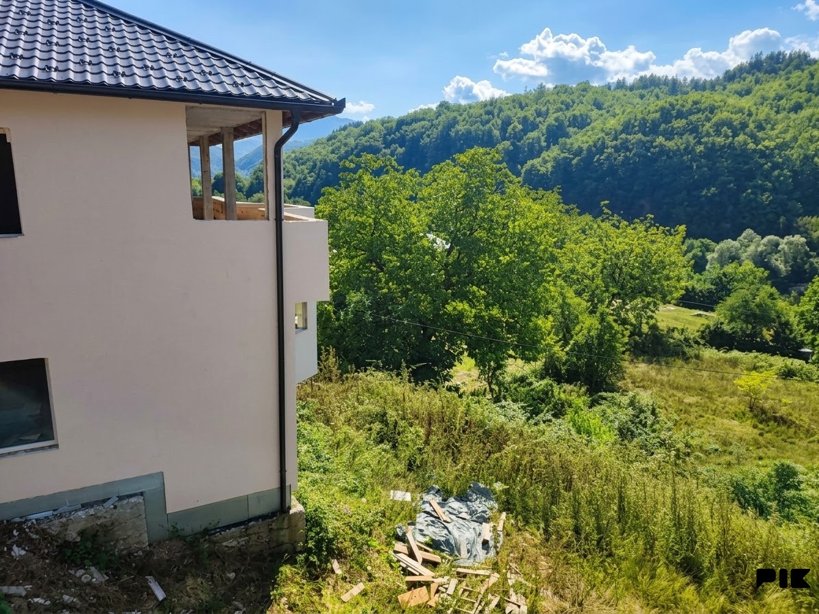 Kuća – Konjic - Više