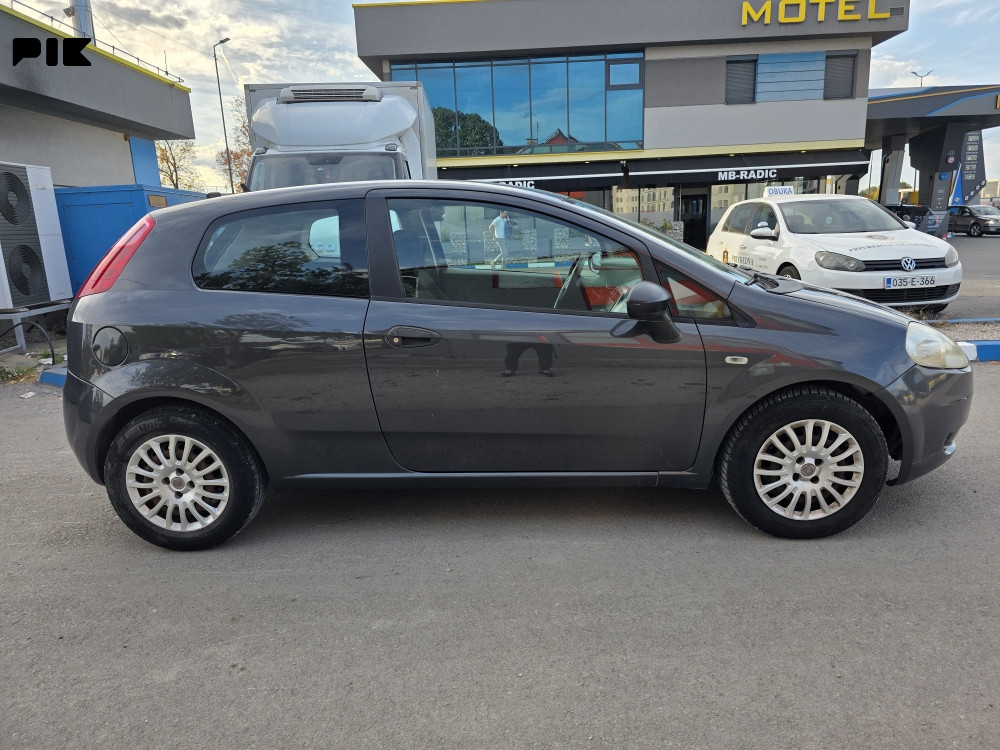 Fiat Punto 2009 1.3 d 51 kw registrovan
