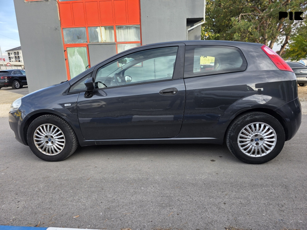 Fiat Punto 2009 1.3 d 51 kw registrovan