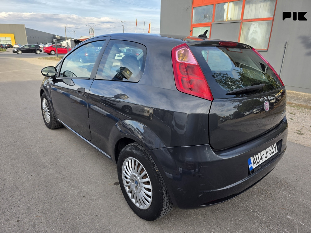 Fiat Punto 2009 1.3 d 51 kw registrovan