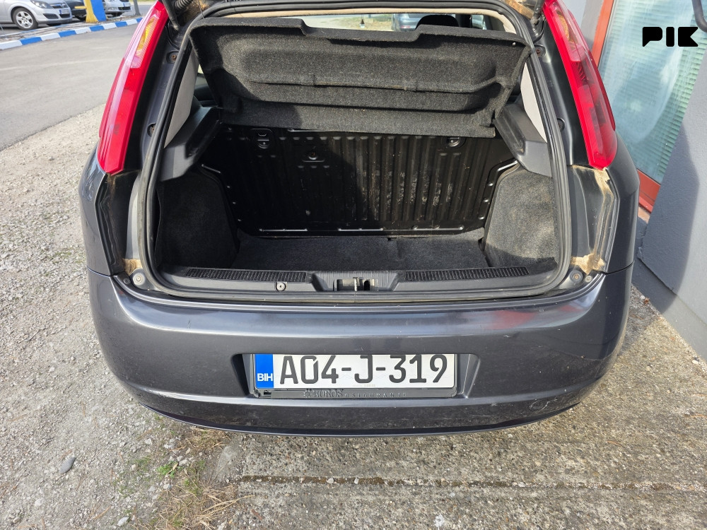 Fiat Punto 2009 1.3 d 51 kw registrovan