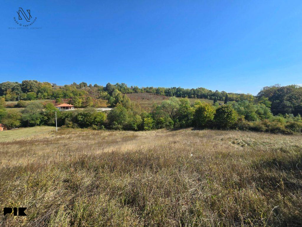 Motike, plac od 5.900m2 na glavnoj, Ilindanskoj ul.