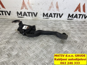 PAPUČICA gasa Citroen C4 Grand Picasso 1,6 HDi 2014 9674829880
