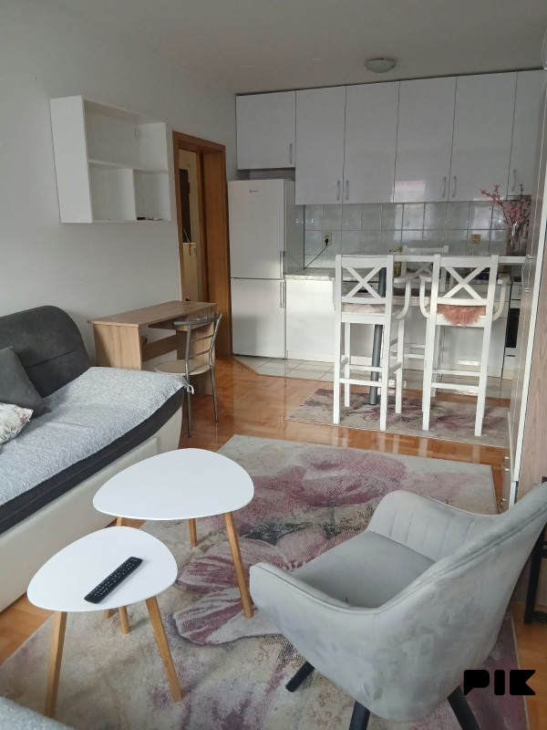 Stanovi i apartmani Banja Luka 30m2 3