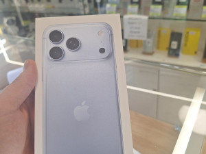 Iphone 18 pro max 256 glacier blue