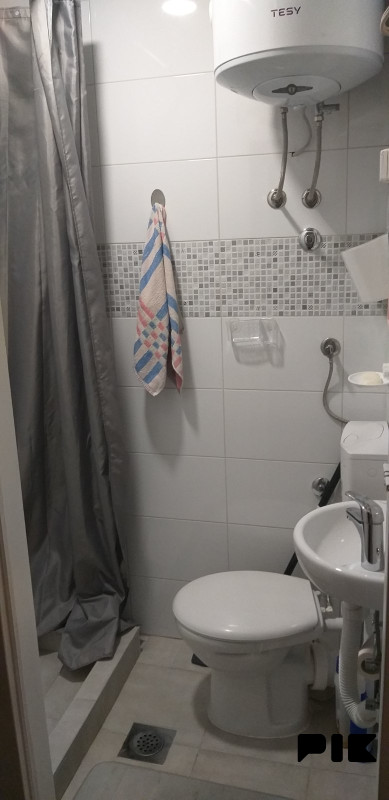 Izdajem stan na Grbavici, Sarajevo 3